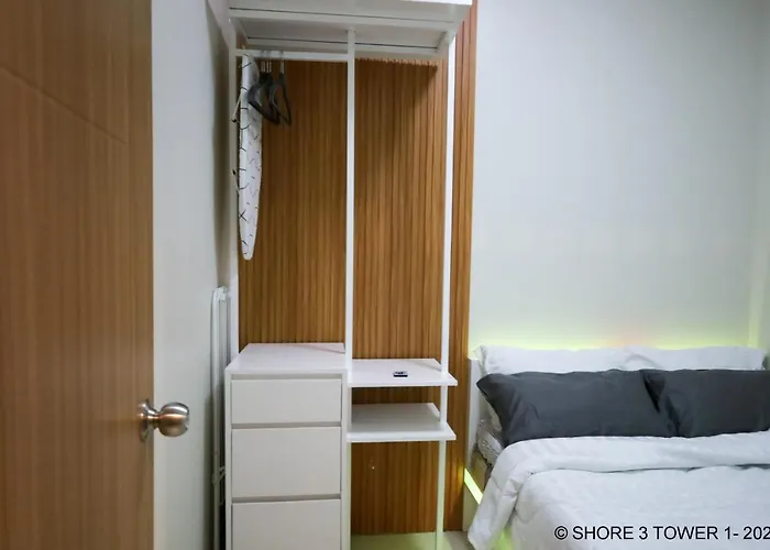 Shore Residences 4* Manila