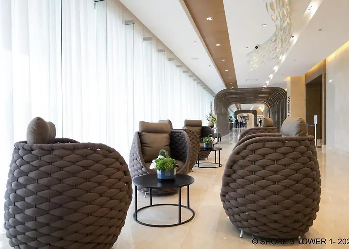 Shore Residences Apartahotel 4*