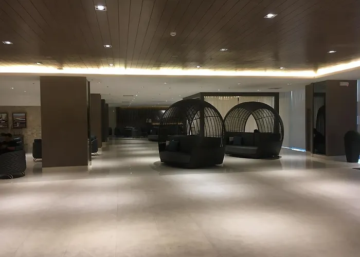 Apartahotel Shore Residences 4*