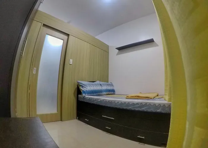 Shore Residences Apartahotel Manila